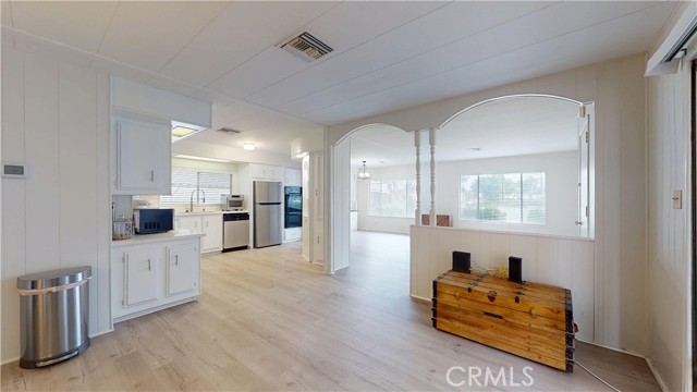 Detail Gallery Image 18 of 36 For 3595 Santa Fe Ave #73,  Long Beach,  CA 90810 - 2 Beds | 2 Baths