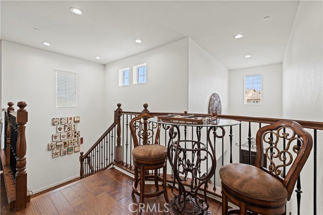 Detail Gallery Image 29 of 61 For 22331 Windriver Ct, Saugus,  CA 91350 - 5 Beds | 6 Baths