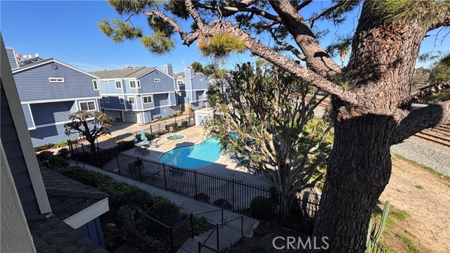 Detail Gallery Image 19 of 27 For 103 W Spring St a,  Long Beach,  CA 90806 - 1 Beds | 2 Baths