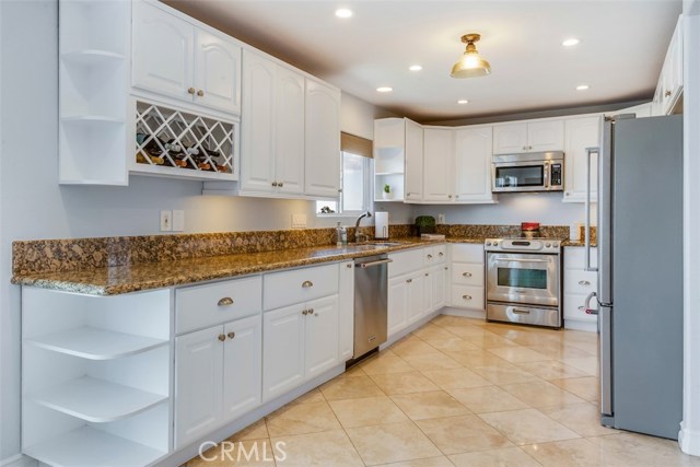 440 Prospect Avenue, Redondo Beach, California 90277, 4 Bedrooms Bedrooms, ,3 BathroomsBathrooms,Residential,Sold,Prospect,SB18044582