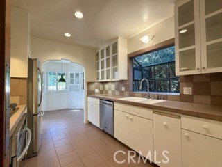 Detail Gallery Image 18 of 39 For 2335 Overland, Los Angeles,  CA 90064 - 3 Beds | 1/1 Baths