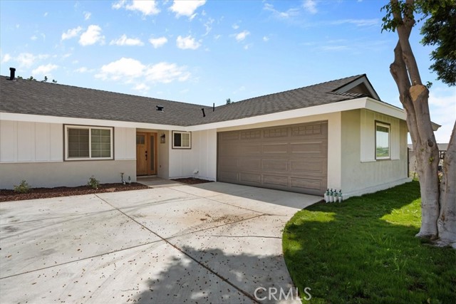 7670 Lakeside Drive, Jurupa Valley CA: https://media.crmls.org/medias/755f8217-f3df-4248-884a-31cfe65638a0.jpg