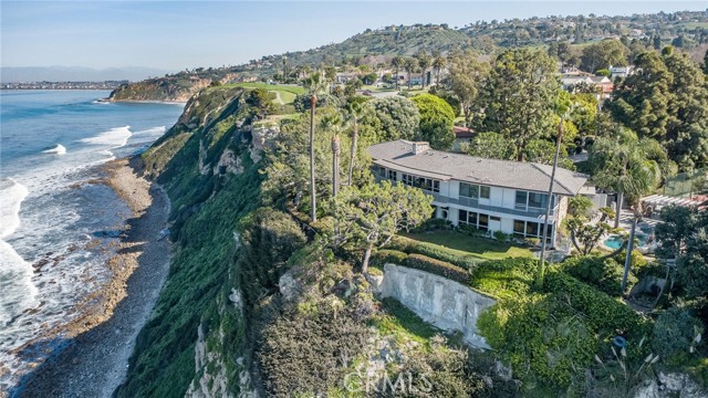 Detail Gallery Image 43 of 75 For 1733 Paseo Del Mar, Palos Verdes Estates,  CA 90274 - 6 Beds | 5/1 Baths