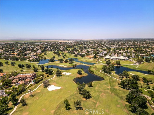 Detail Gallery Image 10 of 51 For 2403 Crocus Dr, Bakersfield,  CA 93311 - 3 Beds | 2 Baths