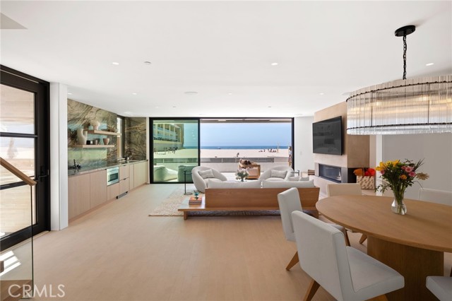 Detail Gallery Image 41 of 75 For 12 the Strand, Hermosa Beach,  CA 90254 - 4 Beds | 5 Baths