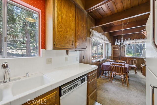 Detail Gallery Image 30 of 47 For 27352 Alpen Dr, Lake Arrowhead,  CA 92352 - 3 Beds | 2 Baths