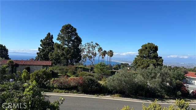 1400 Via Arco, Palos Verdes Estates, California 90274, 4 Bedrooms Bedrooms, ,1 BathroomBathrooms,Residential,For Sale,Via Arco,PV26073869 1400 Via Arco, Palos Verdes Estates, California 90274, 4 Bedrooms Bedrooms, ,1 BathroomBathrooms,Residential,For Sale,Via Arco,PV26073869