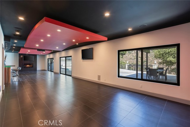 Detail Gallery Image 39 of 62 For 2111 Rimcrest Dr, Glendale,  CA 91207 - 4 Beds | 5 Baths