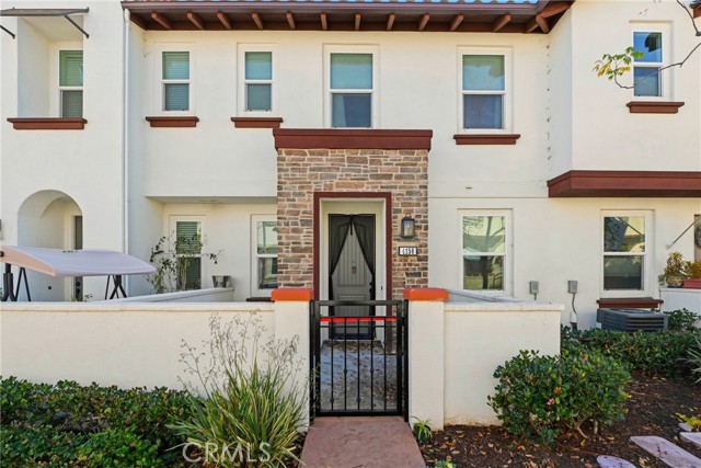 Detail Gallery Image 3 of 39 For 4156 Sitio Cielo, Oceanside,  CA 92057 - 3 Beds | 2/1 Baths