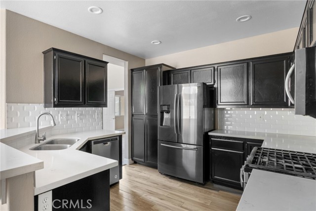 Detail Gallery Image 15 of 41 For 1128 Grass Valley Way, Santa Maria,  CA 93454 - 4 Beds | 3 Baths