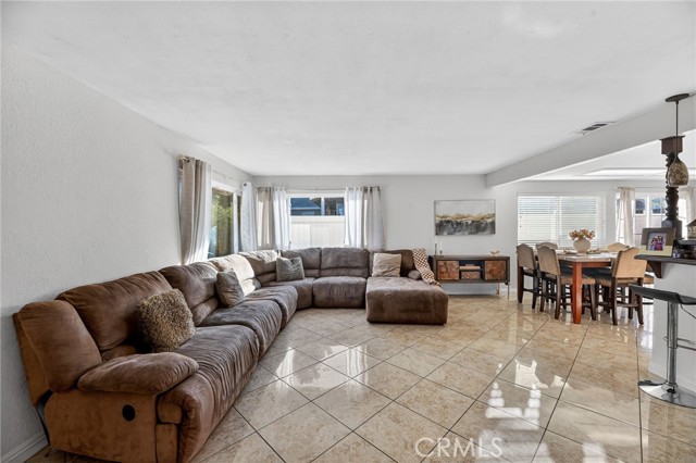 Detail Gallery Image 18 of 33 For 32869 Wildomar Trail, Wildomar,  CA 92595 - 3 Beds | 2 Baths