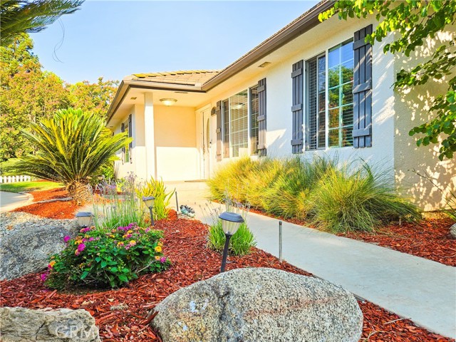 Detail Gallery Image 5 of 45 For 1654 W Vartikian Ave, Fresno,  CA 93711 - 3 Beds | 2/1 Baths