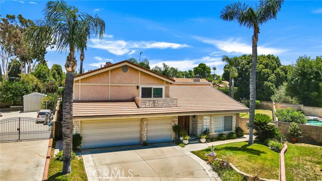 17262 Chase Street, Northridge CA: https://media.crmls.org/medias/75658811-610e-446b-818b-702a9dd3c6d8.jpg