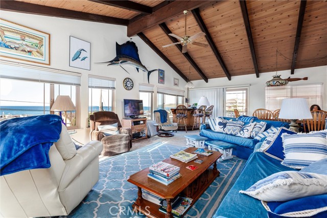 Detail Gallery Image 3 of 44 For 2023 Circle, Cayucos,  CA 93430 - 5 Beds | 3 Baths