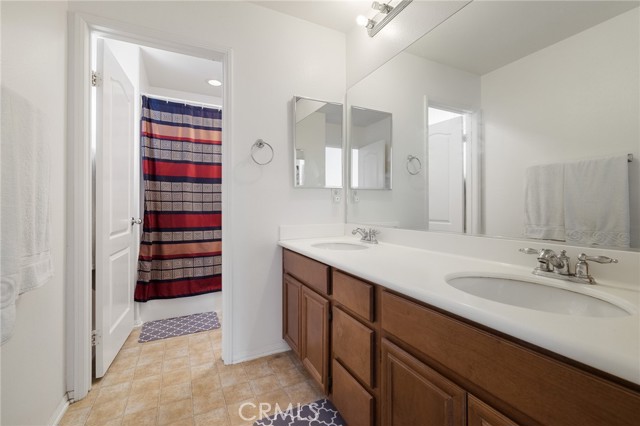 Detail Gallery Image 35 of 54 For 44014 42nd St, Lancaster,  CA 93536 - 5 Beds | 3 Baths