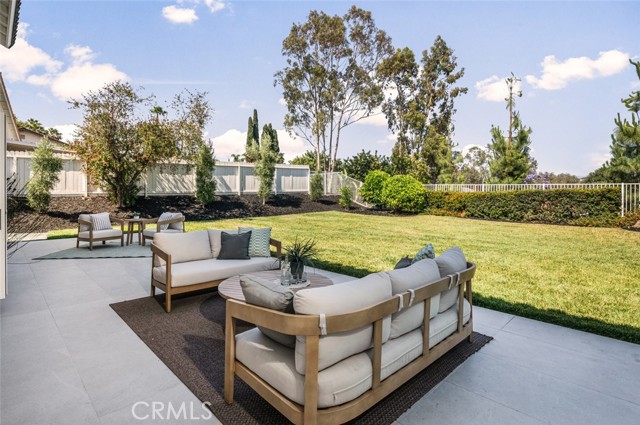 25302 Posada Lane, Mission Viejo CA: https://media.crmls.org/medias/75670e9a-22bf-46e3-984f-d9747b8d86bd.jpg