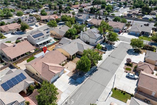 2041 Kalliope Avenue, Lancaster CA: https://media.crmls.org/medias/75673936-3144-45d3-bfb8-4994efc29574.jpg