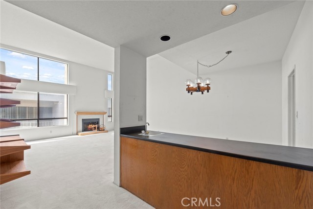 Detail Gallery Image 16 of 22 For 4641 Fulton #303,  Sherman Oaks,  CA 91423 - 2 Beds | 2/1 Baths