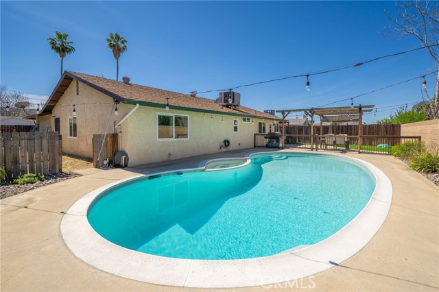 Image 30 of 45 For 40448 Marsha Court