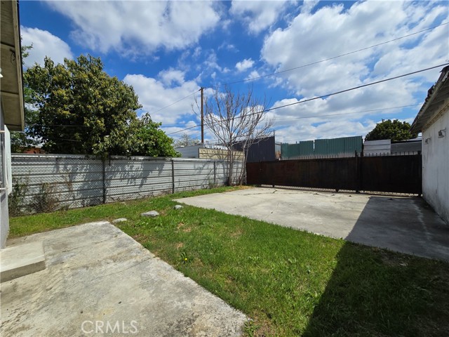 Image 3 for 9620 Kalmia St, Los Angeles, CA 90002