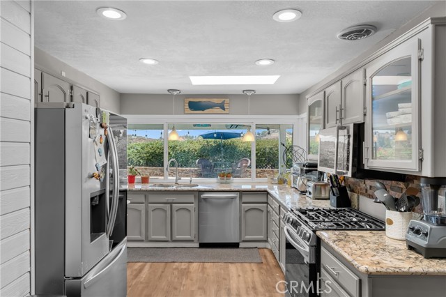 Detail Gallery Image 12 of 48 For 536 N Del Sol Ln, Diamond Bar,  CA 91765 - 5 Beds | 3 Baths