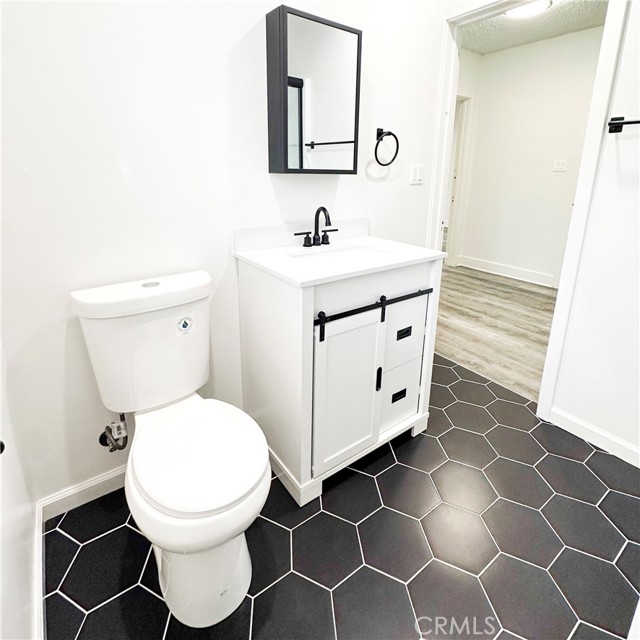 Detail Gallery Image 18 of 26 For 3152 Lime St, Riverside,  CA 92501 - 2 Beds | 2 Baths