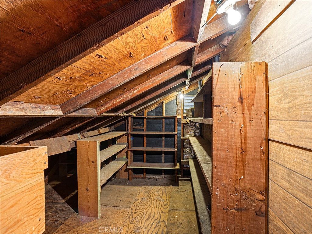 https://media.crmls.org/medias/7569aa25-0f51-404b-bcc9-a6e0a967e5b3.jpg?preset=X-Large