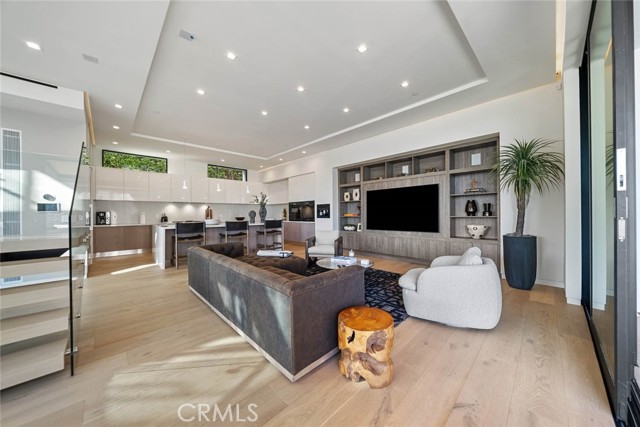 1947 Glencoe Way, Los Angeles CA: https://media.crmls.org/medias/756a6b52-9fb0-4230-9caf-b3c8b0264be4.jpg
