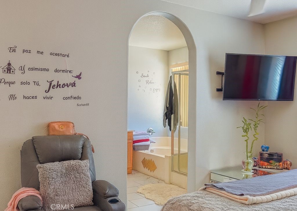 MLS #CV25243531 image #18