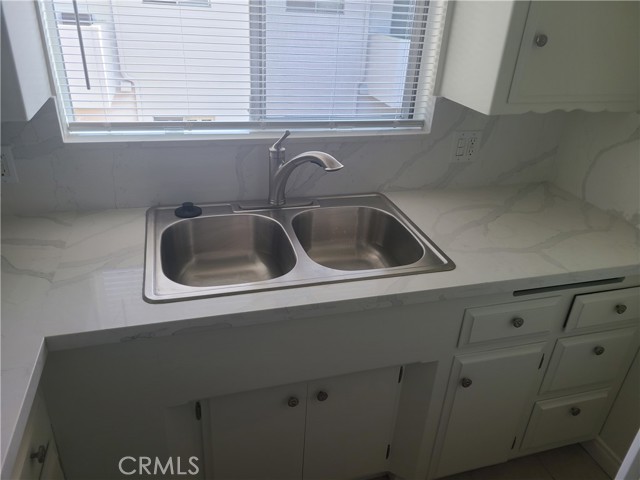840 Cedar Avenue, Long Beach CA: https://media.crmls.org/medias/756b6238-5205-42a7-b274-42c9aad2eafa.jpg