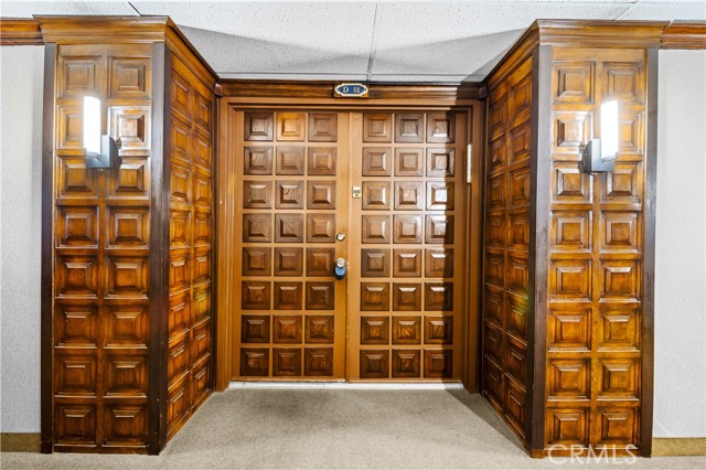 10535 Wilshire Boulevard, Los Angeles CA: https://media.crmls.org/medias/756b938a-069e-4d9d-934f-1f822bbf1f69.jpg