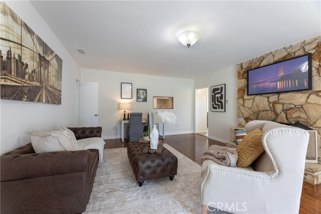 Detail Gallery Image 17 of 50 For 6119 Blackthorne Ave, Lakewood,  CA 90712 - 3 Beds | 2 Baths