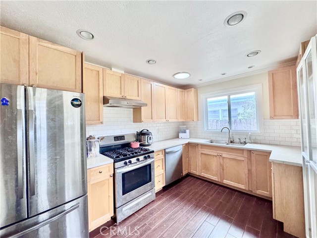 3308 Faust Avenue, Long Beach CA: https://media.crmls.org/medias/756cf38d-d3d3-44cb-851a-cd6a741af2ee.jpg