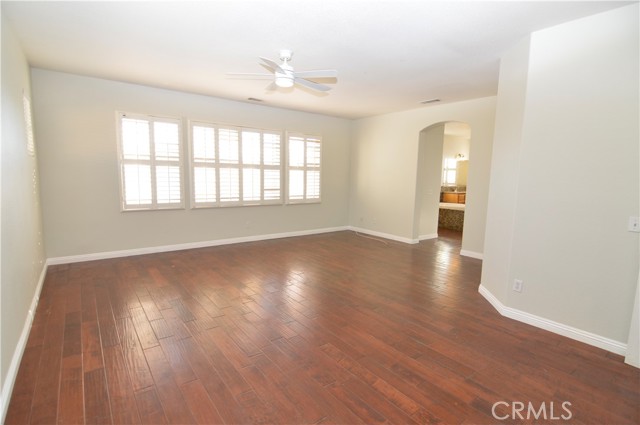 Detail Gallery Image 20 of 52 For 9595 Shadowgrove Dr, Rancho Cucamonga,  CA 91730 - 5 Beds | 3 Baths