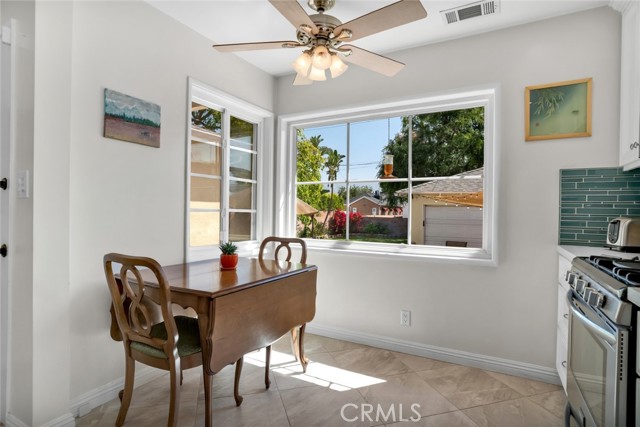 Detail Gallery Image 13 of 30 For 1232 N Avon St, Burbank,  CA 91505 - 2 Beds | 2 Baths