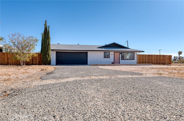 Detail Gallery Image 2 of 59 For 4591 Avalon Ave, Yucca Valley,  CA 92284 - 2 Beds | 1 Baths