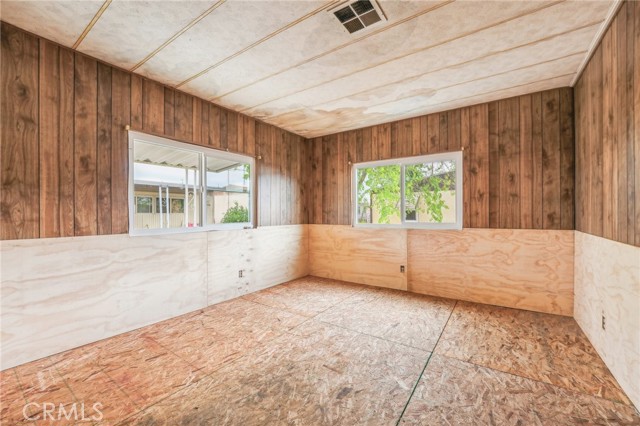 2930 W Rialto ave, Rialto CA: https://media.crmls.org/medias/756de370-78bb-4d64-b096-1ad590a1a05e.jpg