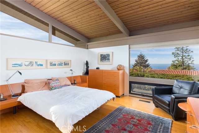 1315 Via Zumaya, Palos Verdes Estates CA: https://media.crmls.org/medias/756e7675-d658-4780-b87e-3bc2dd94eb18.jpg