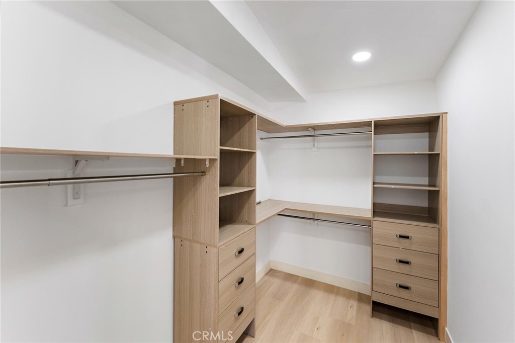 MLS #OC25184707 image #20