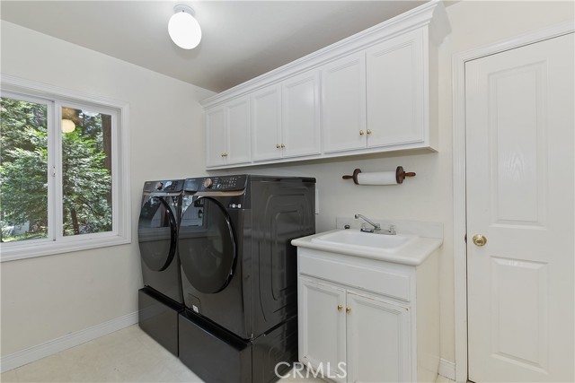Detail Gallery Image 24 of 34 For 405 Terrace Rd, Lake Arrowhead,  CA 92352 - 2 Beds | 2 Baths