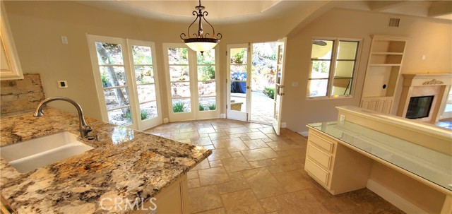 Detail Gallery Image 10 of 31 For 1463 Pathfinder Ave, Westlake Village,  CA 91362 - 4 Beds | 4/1 Baths