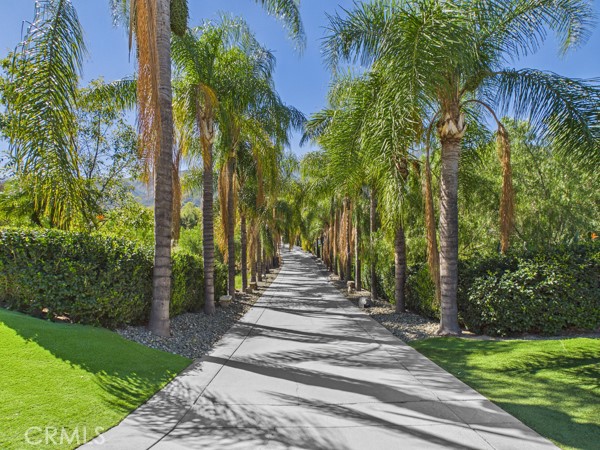 Detail Gallery Image 2 of 47 For 9050 Hunt Rd, Corona,  CA 92883 - 5 Beds | 4/1 Baths