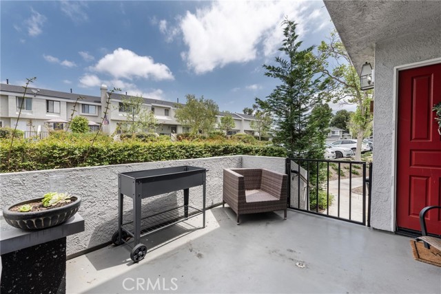 Detail Gallery Image 3 of 30 For 26327 Spring Creek Cir #33,  Lake Forest,  CA 92630 - 3 Beds | 2/1 Baths