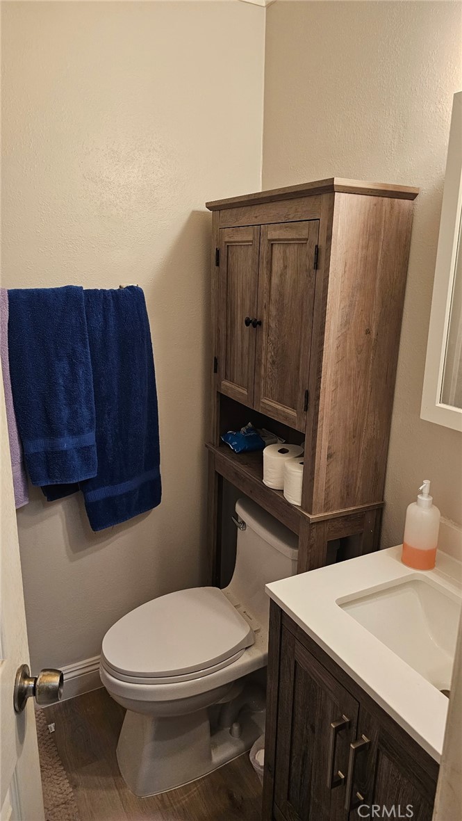 https://media.crmls.org/medias/756ffe82-6ff7-4369-adbb-b0fe26aa492a.jpg?preset=X-Large