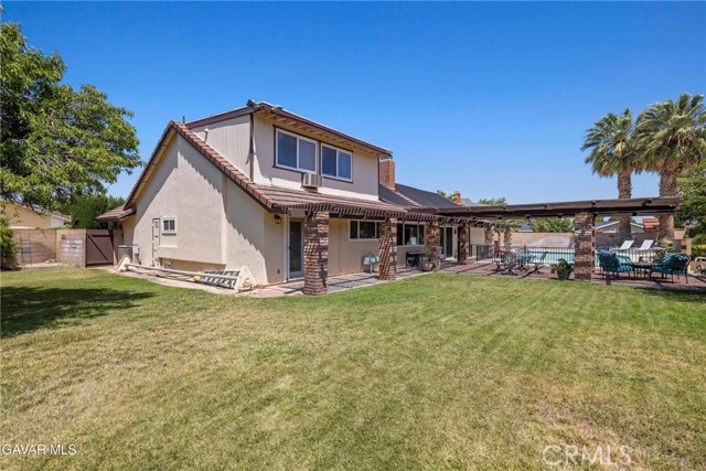 2520 Edam Street, Lancaster CA: https://media.crmls.org/medias/75700251-6538-4665-b9b4-798dd95471c2.jpg