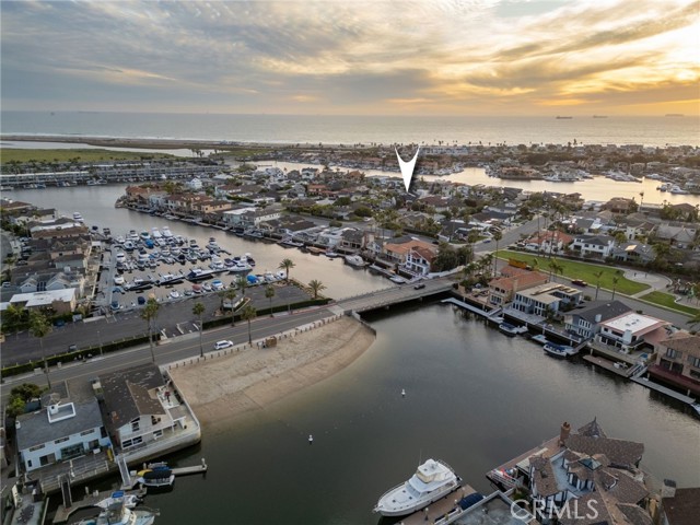 Detail Gallery Image 51 of 53 For 3902 Legend Cir, Huntington Beach,  CA 92649 - 6 Beds | 2/1 Baths