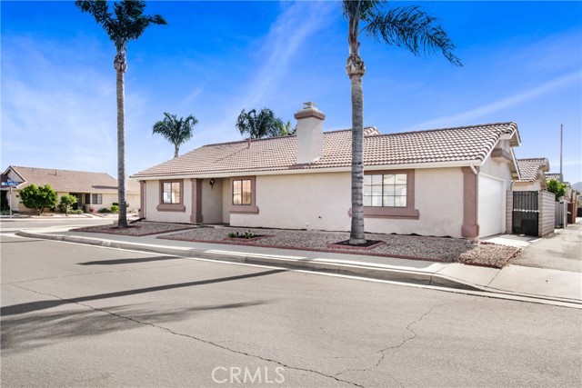 Detail Gallery Image 1 of 18 For 2952 La Habra Ave, Hemet,  CA 92545 - 2 Beds | 2 Baths