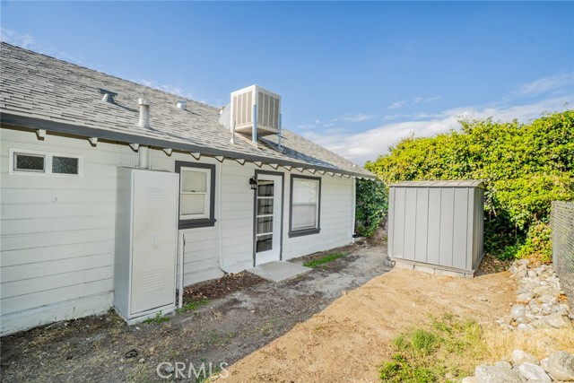 1340 Turquoise Avenue, Mentone CA: https://media.crmls.org/medias/7572240c-3f2a-4f5e-b94e-e2a199f00839.jpg