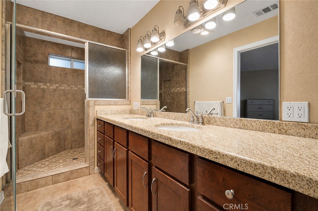 https://media.crmls.org/medias/75733aed-e606-4286-86f3-9451904464a2.jpg?preset=X-Large
