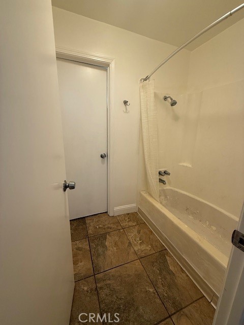 Detail Gallery Image 11 of 18 For 444 Corcoran Ave #4,  Vallejo,  CA 93536 - 3 Beds | 1/1 Baths